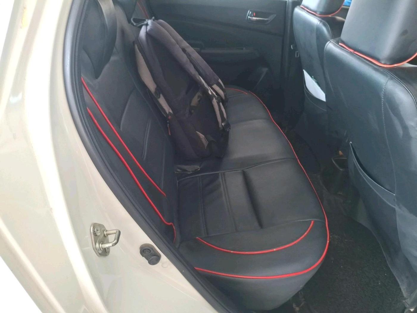 2022 Maruti Swift VXI AMT, Petrol, Automatic, 88,323 km, interior