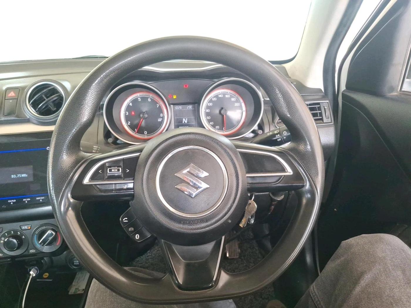 2022 Maruti Swift VXI AMT, Petrol, Automatic, 88,323 km, interior