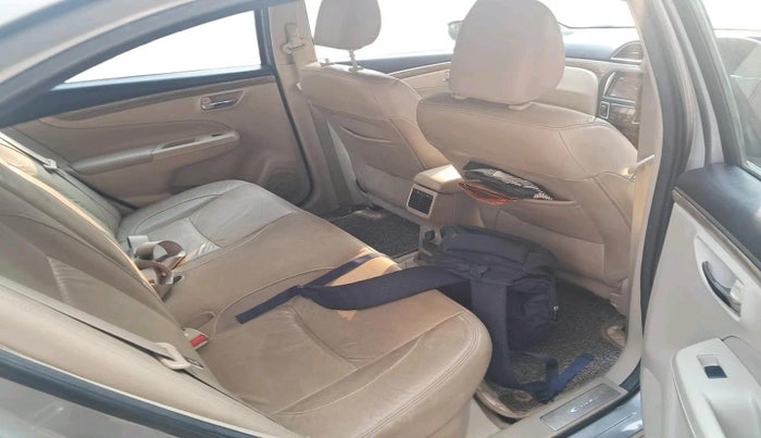 2018 Maruti Ciaz ALPHA 1.5 SHVS PETROL, Petrol, Manual, 76,393 km, interior