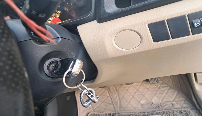 2017 Honda Amaze 1.2L I-VTEC S, Petrol, Manual, 53,715 km, interior