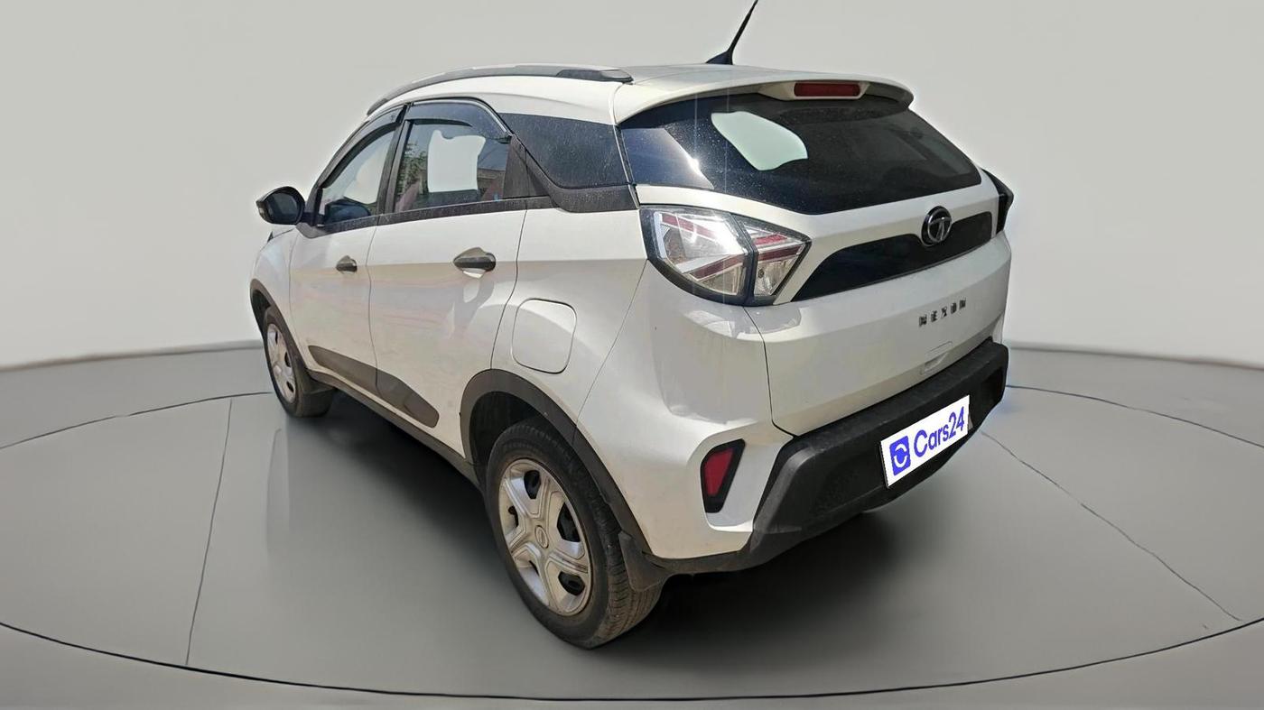 2022 Tata NEXON XMA PETROL, Petrol, Automatic, 85,987 km, exterior