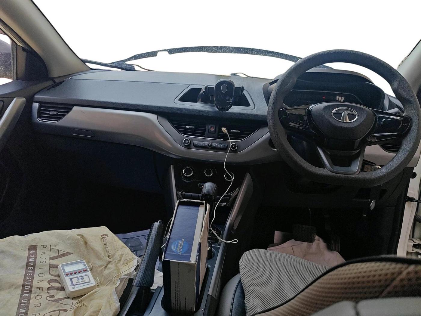2022 Tata NEXON XMA PETROL, Petrol, Automatic, 85,987 km, interior