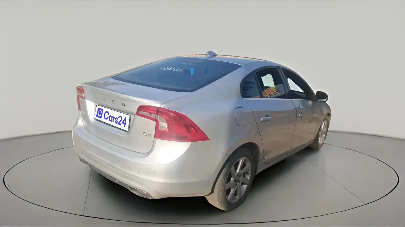 2014 Volvo S60 Kinetic D4, Diesel, Automatic, 1,38,481 km, exterior