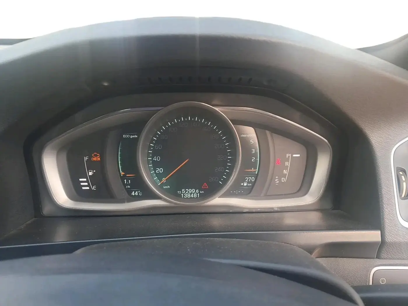 2014 Volvo S60 Kinetic D4, Diesel, Automatic, 1,38,481 km, interior