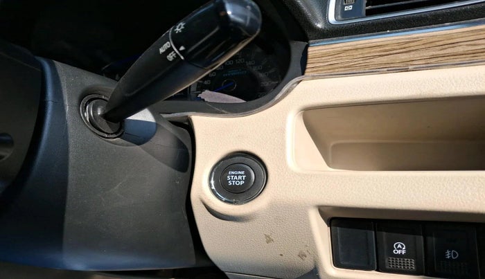 2018 Maruti Ciaz ALPHA 1.5 SHVS PETROL, Petrol, Manual, 1,00,738 km, interior