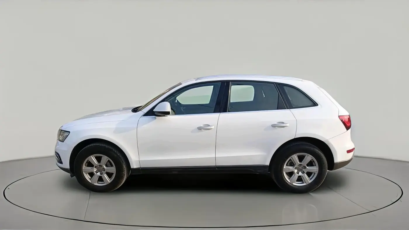 2014 Audi Q5 30 TDI PREMIUM, Diesel, Automatic, 1,13,110 km, exterior