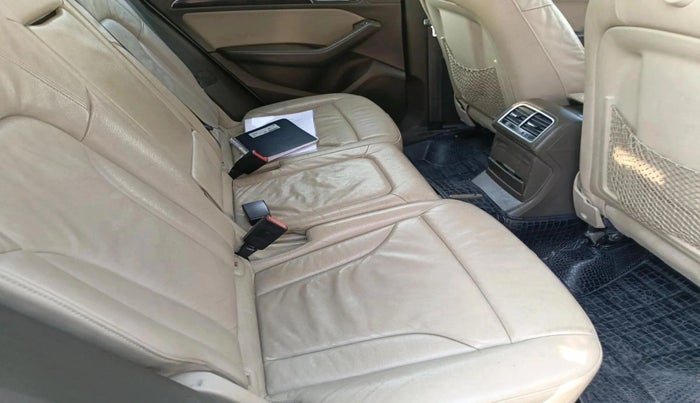 2014 Audi Q5 30 TDI PREMIUM, Diesel, Automatic, 1,13,110 km, interior