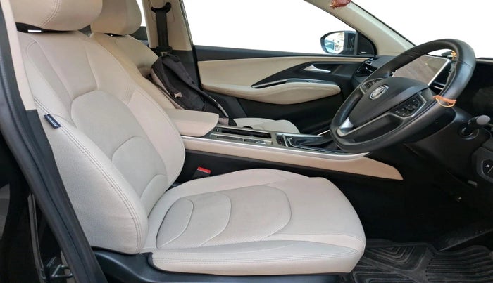 2024 MG HECTOR SHARP PRO 1.5 PETROL TURBO CVT PETROL, Petrol, Automatic, 24,127 km, interior