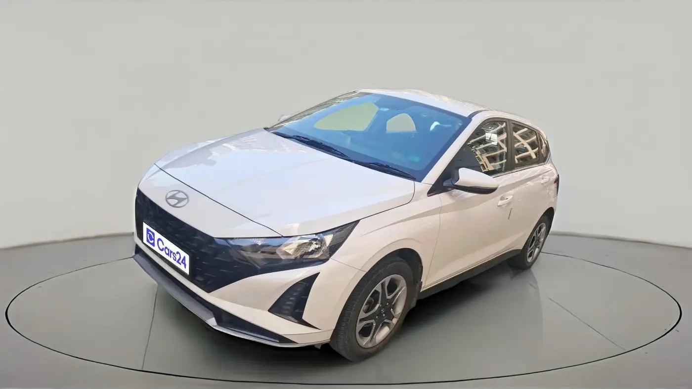 2024 Hyundai NEW I20 SPORTZ 1.2 IVT, Petrol, Automatic, 6,765 km, exterior