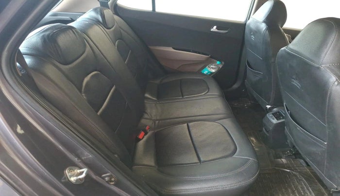 2017 Hyundai Grand i10 SPORTZ 1.2 KAPPA VTVT, Petrol, Manual, 99,552 km, interior