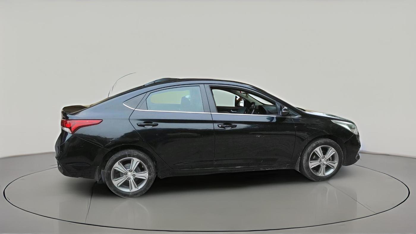 2017 Hyundai Verna 1.6 CRDI SX + AT, Diesel, Automatic, 1,35,417 km, exterior