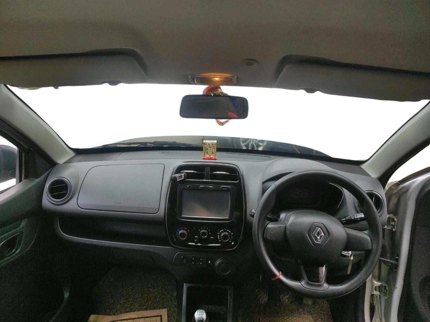 2017 Renault Kwid RXT 0.8, Petrol, Manual, 70,010 km, interior
