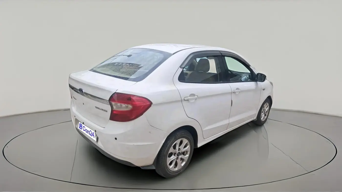 2016 Ford Figo Aspire TITANIUM 1.2 PETROL, Petrol, Manual, 1,25,200 km, exterior