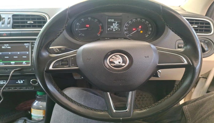 2019 Skoda Rapid AMBITION 1.6 MPI MT, Petrol, Manual, 1,00,106 km, interior