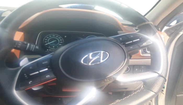 2022 Hyundai ALCAZAR PLATINUM(O) 7STR 2.0 AT, Petrol, Automatic, 20,452 km, interior