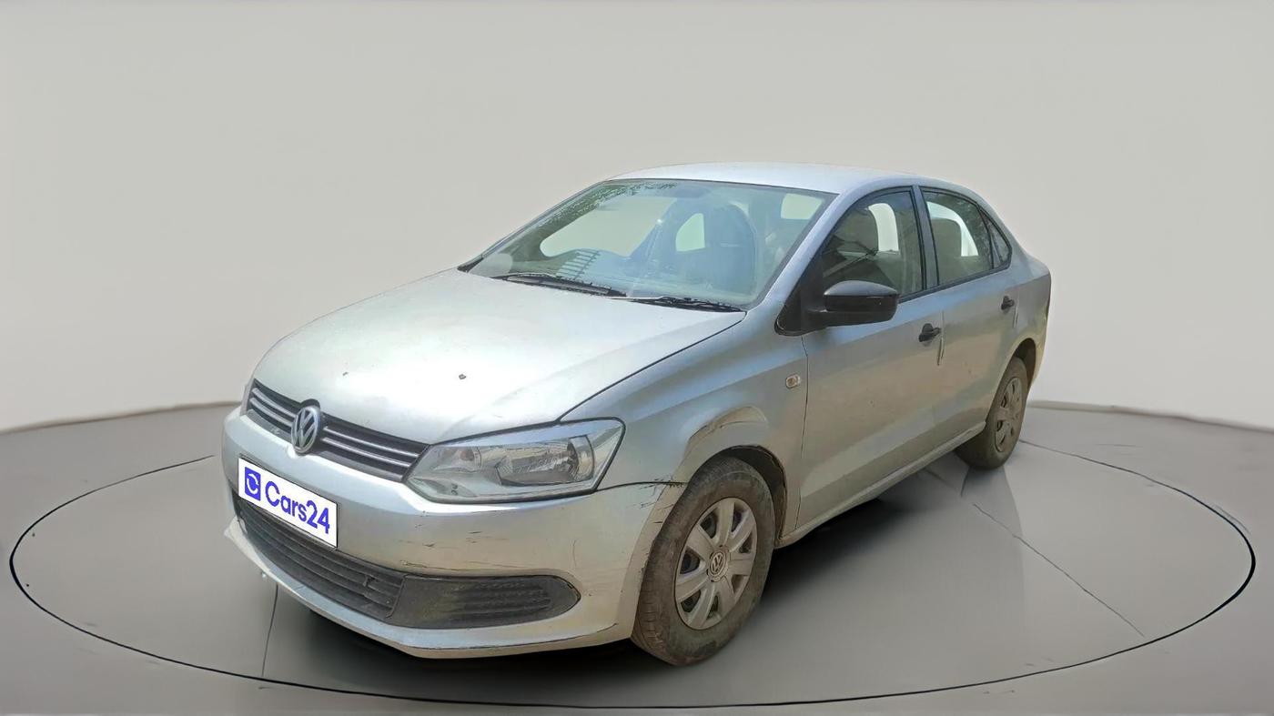 2011 Volkswagen Vento TRENDLINE 1.6, Petrol, Manual, 1,07,535 km, exterior