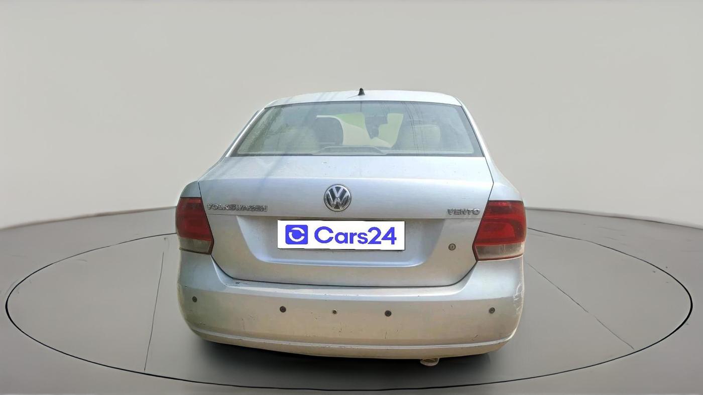 2011 Volkswagen Vento TRENDLINE 1.6, Petrol, Manual, 1,07,535 km, exterior