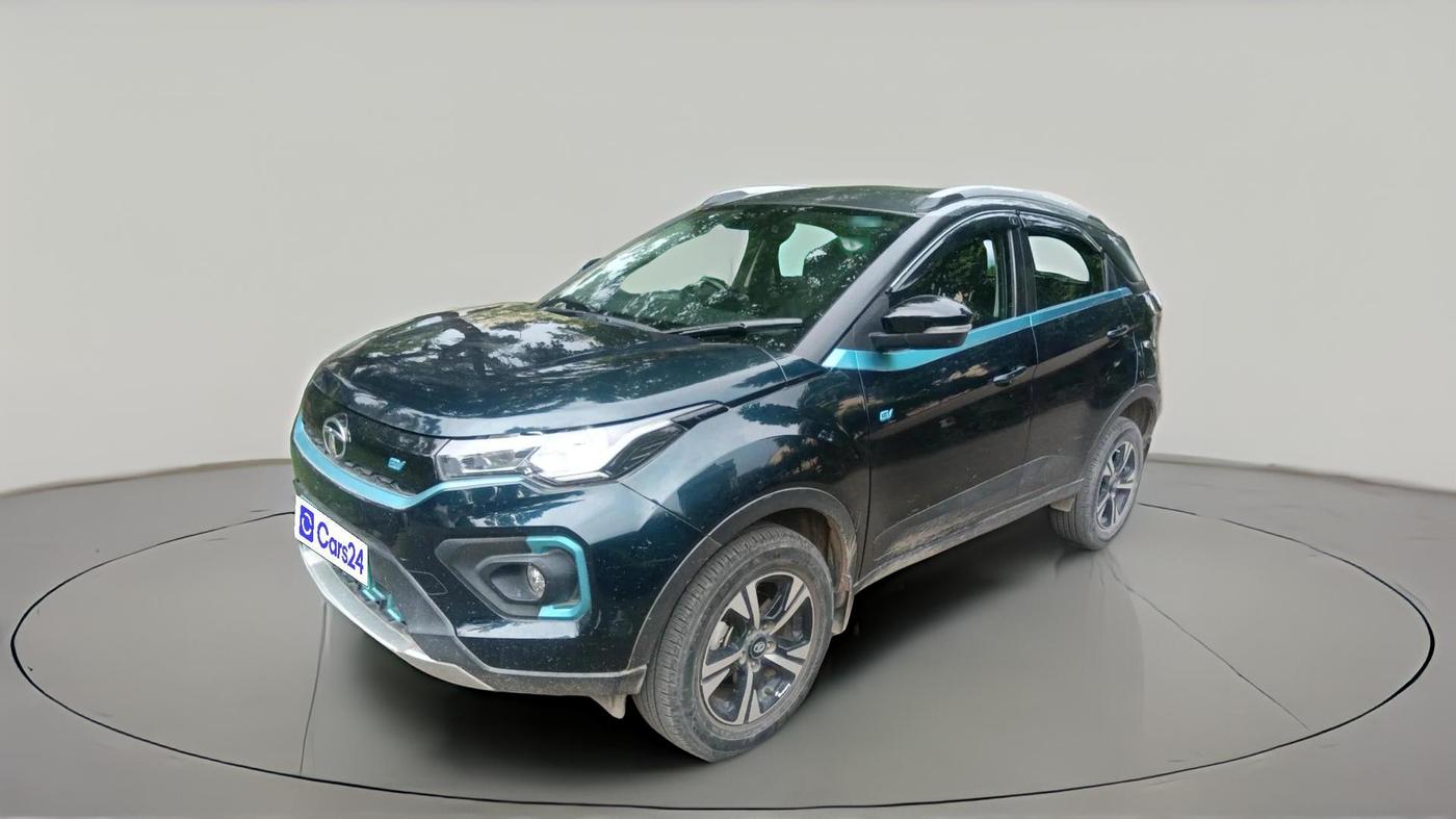 2023 Tata NEXON EV XZ PLUS, Electric, Automatic, 17,989 km, exterior