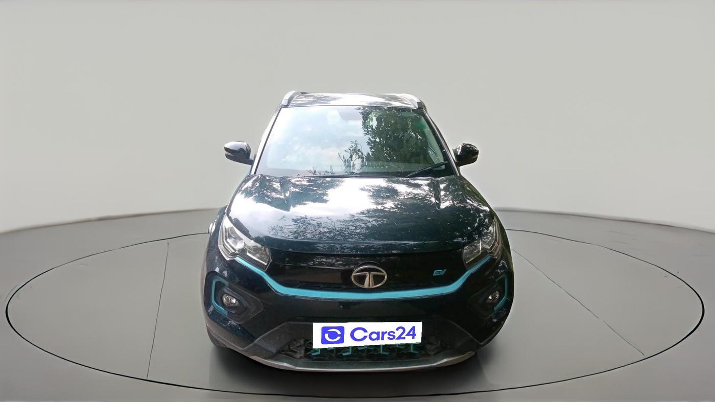 2023 Tata NEXON EV XZ PLUS, Electric, Automatic, 17,989 km, exterior