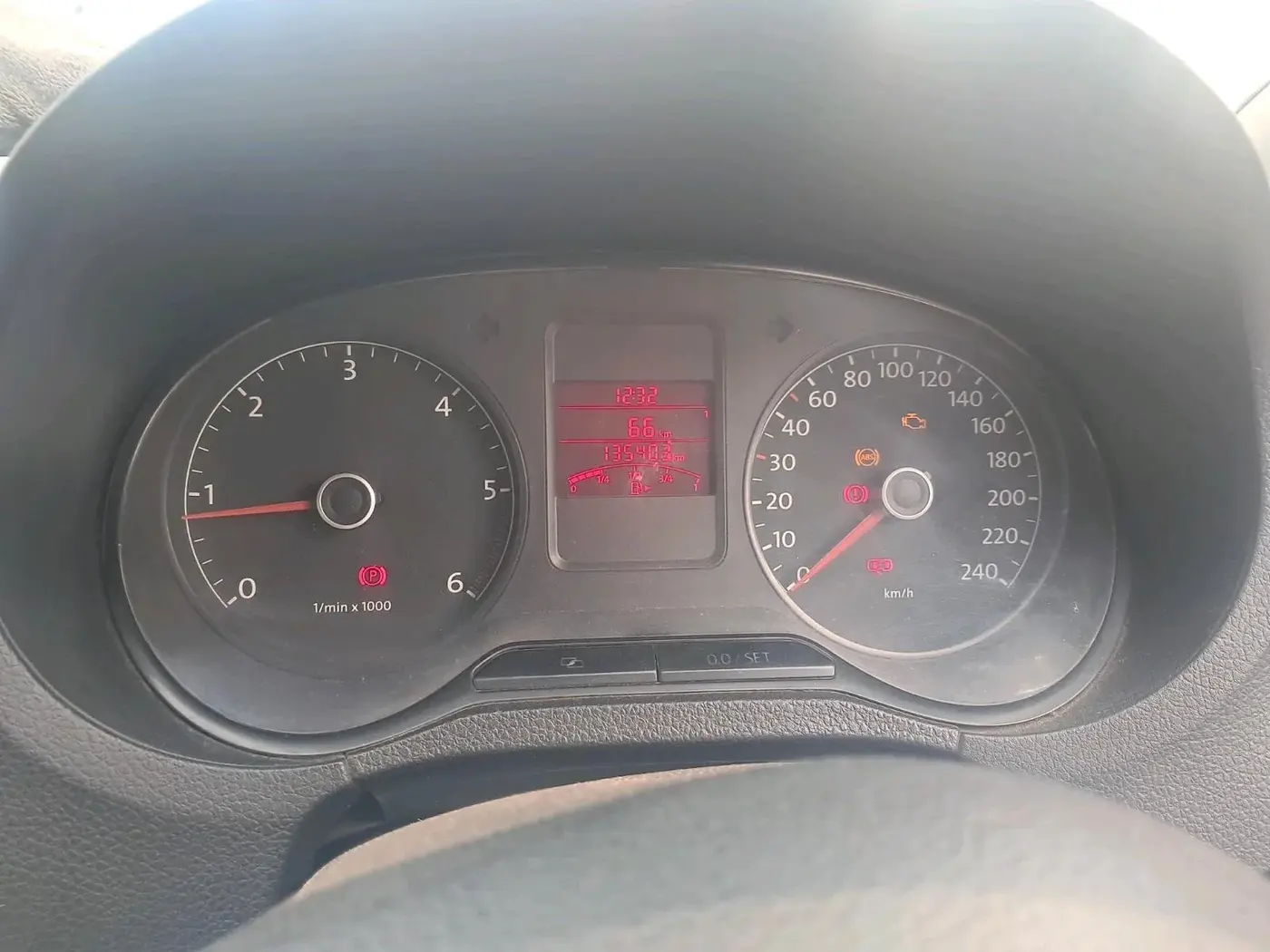 2012 Volkswagen Polo HIGHLINE DIESEL, Diesel, Manual, 1,36,000 km, interior