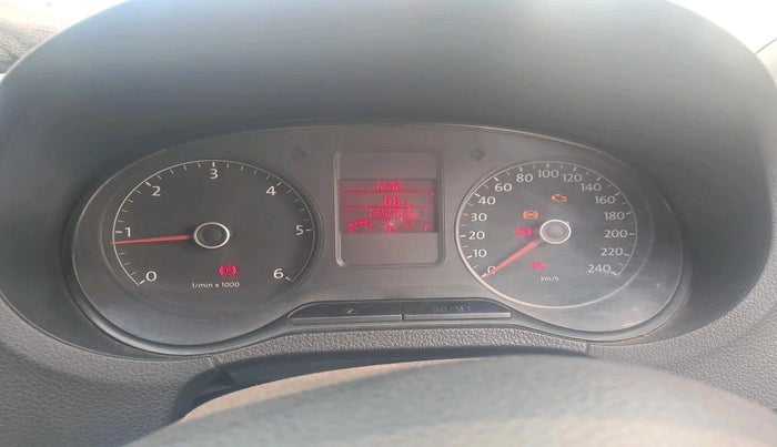 2012 Volkswagen Polo HIGHLINE DIESEL, Diesel, Manual, 1,35,403 km, interior