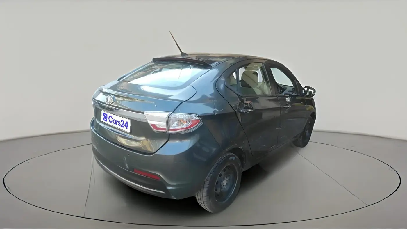 2022 Tata TIGOR XZ CNG, CNG, Manual, 2,45,524 km, exterior