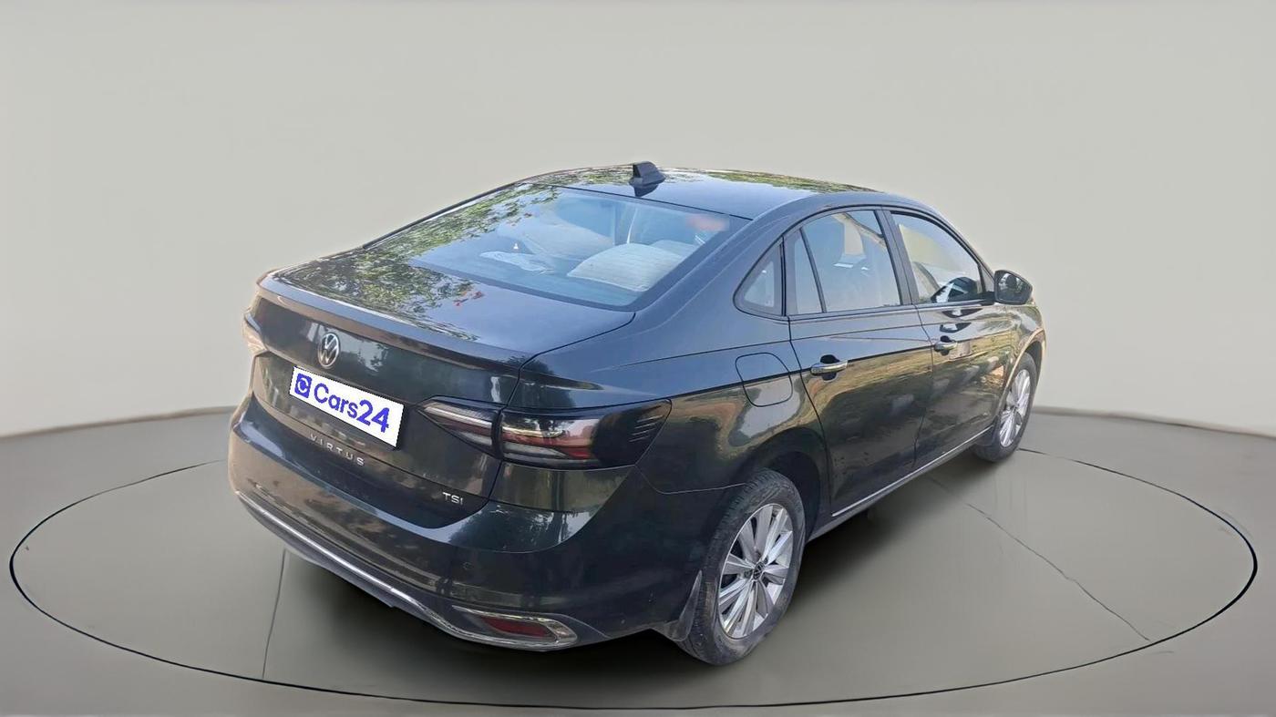 2023 Volkswagen VIRTUS HIGHLINE TSI 1.0 MT, Petrol, Manual, 70,168 km, exterior