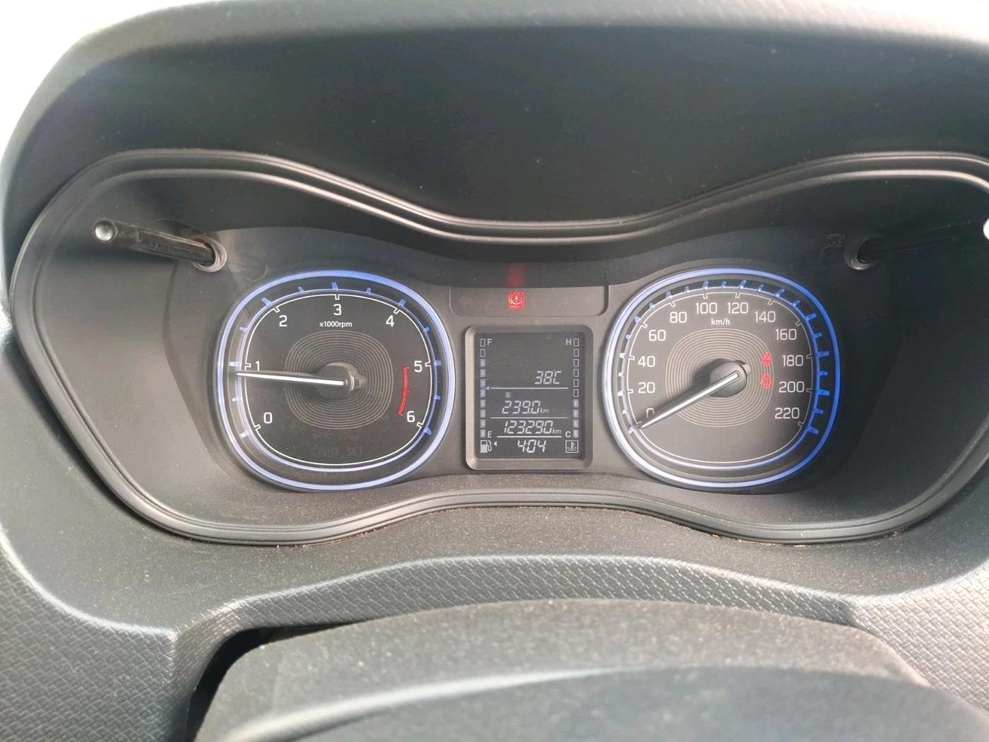 2018 Maruti Vitara Brezza ZDI, Diesel, Manual, 1,23,290 km, interior