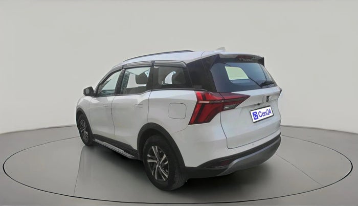 2022 Mahindra XUV700 AX 5 D AT 5 STR, Diesel, Automatic, 1,14,571 km, exterior
