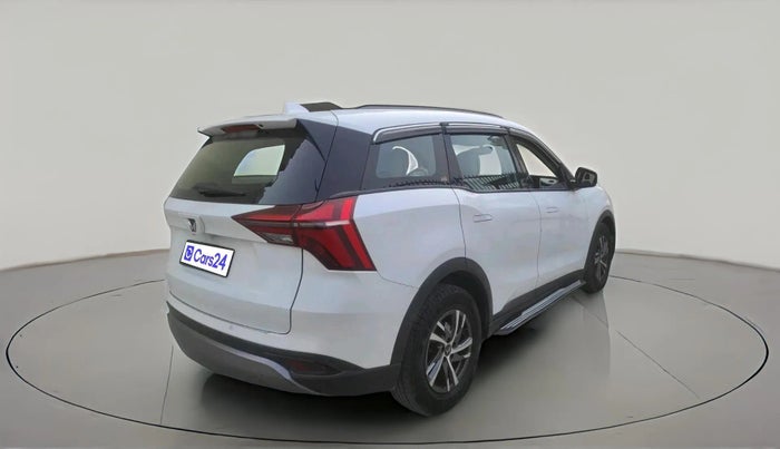 2022 Mahindra XUV700 AX 5 D AT 5 STR, Diesel, Automatic, 1,14,571 km, exterior