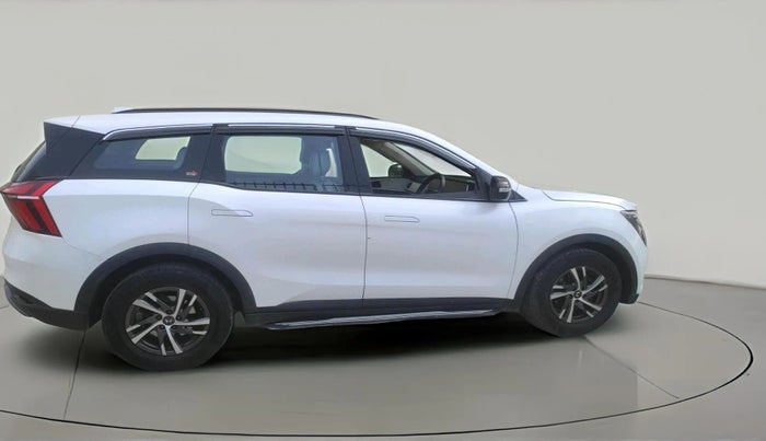 2022 Mahindra XUV700 AX 5 D AT 5 STR, Diesel, Automatic, 1,14,571 km, exterior