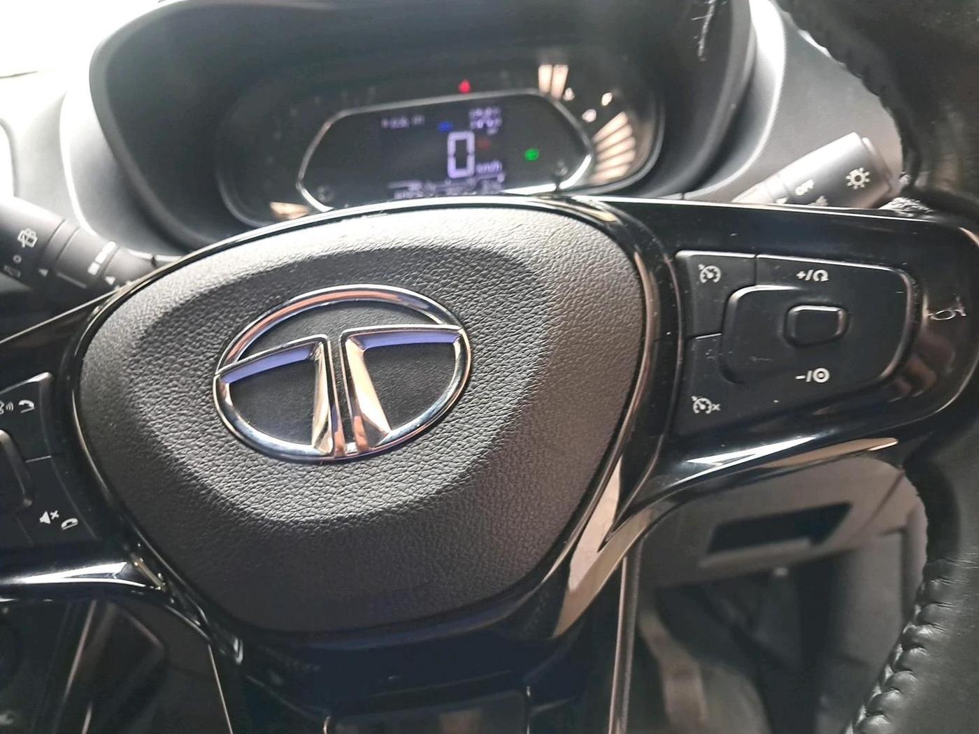 2023 Tata NEXON  XZ Plus LUX Dark Edition, Petrol, Manual, 60,375 km, interior