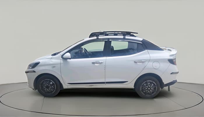 2022 Hyundai AURA S 1.2 CNG, CNG, Manual, 2,49,074 km, exterior