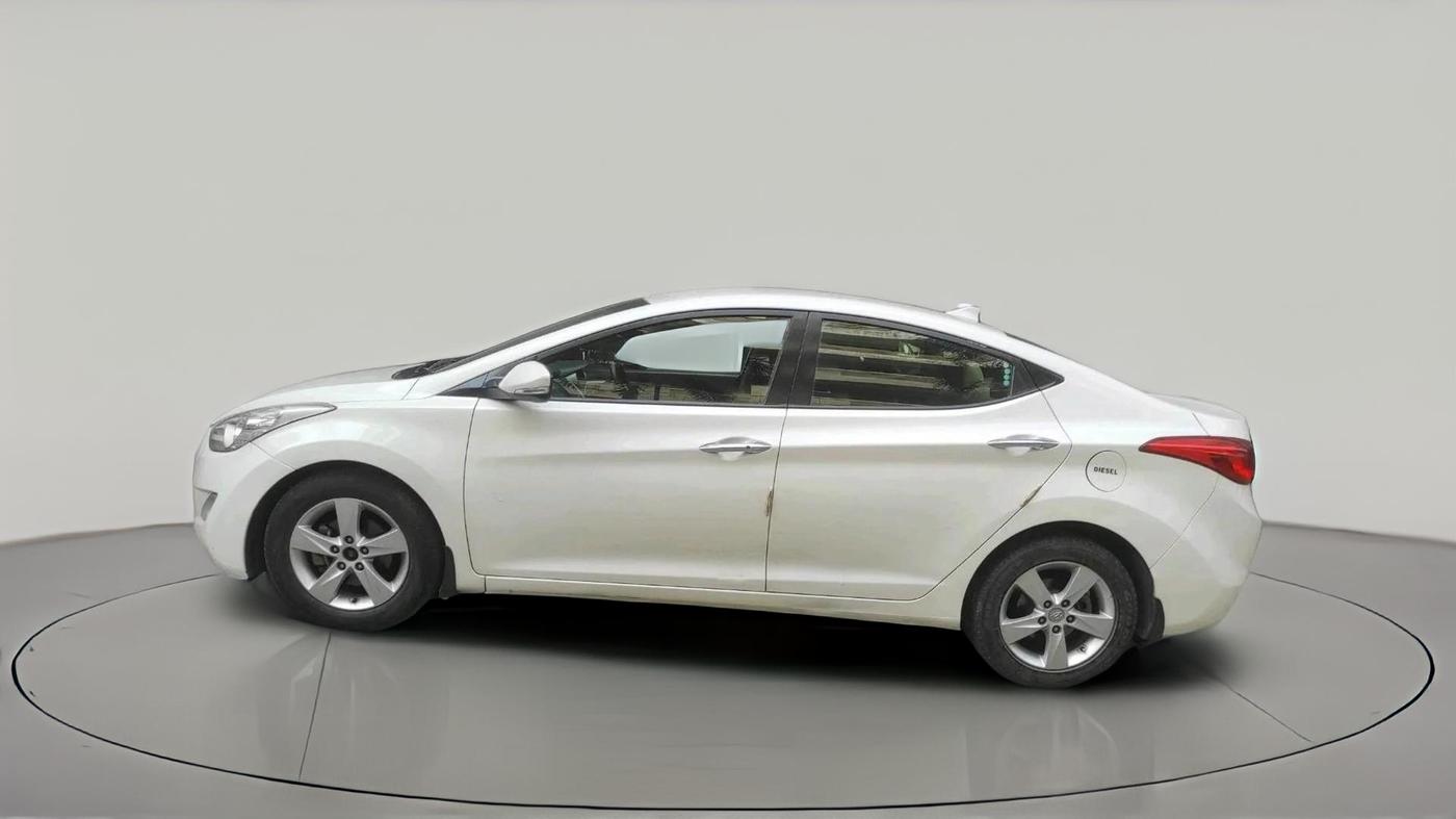 2013 Hyundai New Elantra 1.6 SX AT DIESEL, Diesel, Automatic, 1,59,696 km, exterior