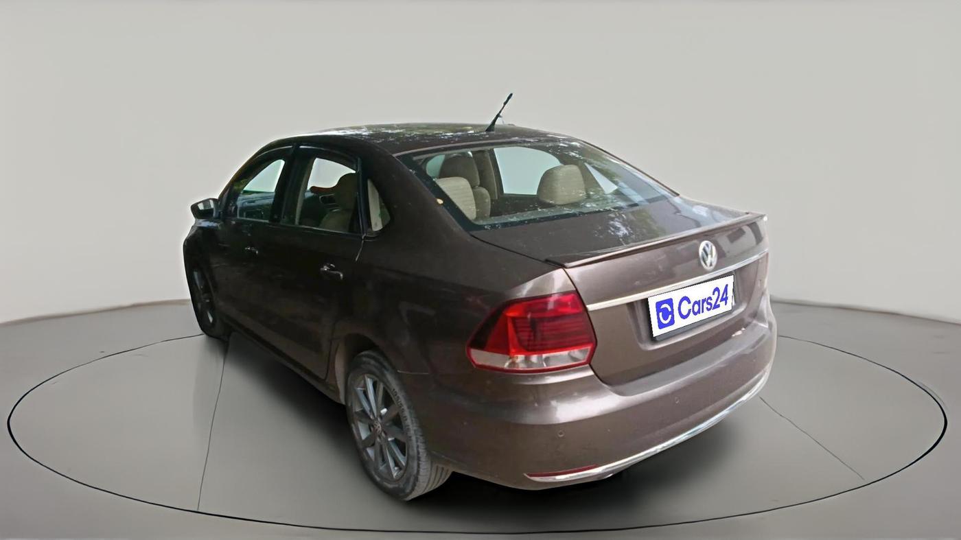 2015 Volkswagen Vento HIGHLINE 1.5 AT, Diesel, Automatic, 1,77,171 km, exterior