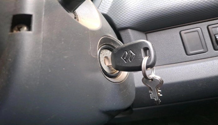 2012 Maruti Ritz LXI, Petrol, Manual, 85,282 km, interior