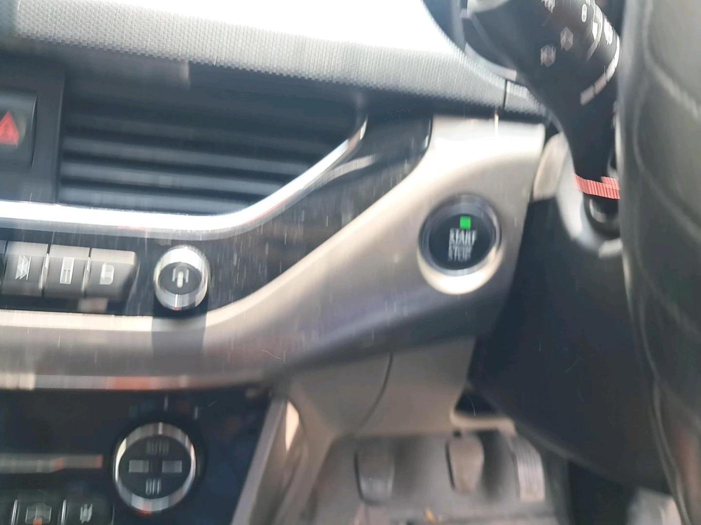 2019 Tata NEXON XZ PLUS PETROL DUAL TONE, Petrol, Manual, 34,484 km, interior