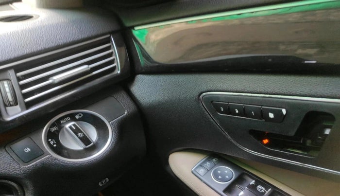 2013 Mercedes Benz E Class E 220 CDI avantgarde, Diesel, Automatic, 1,39,173 km, interior