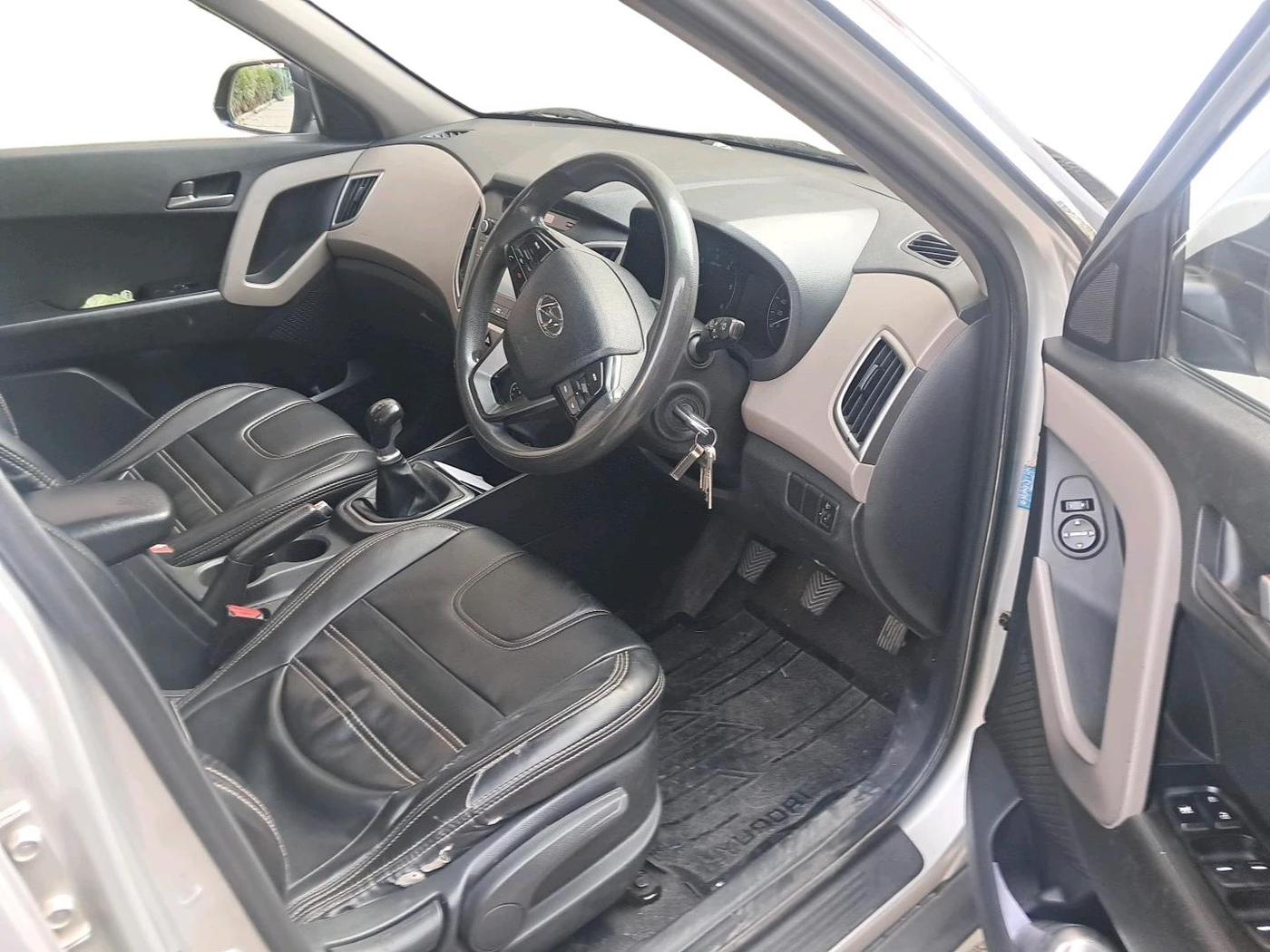 2016 Hyundai Creta S PLUS 1.4 DIESEL, Diesel, Manual, 1,70,177 km, interior