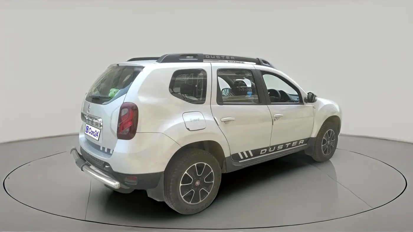 2017 Renault Duster RXS CVT, Petrol, Automatic, 58,511 km, exterior