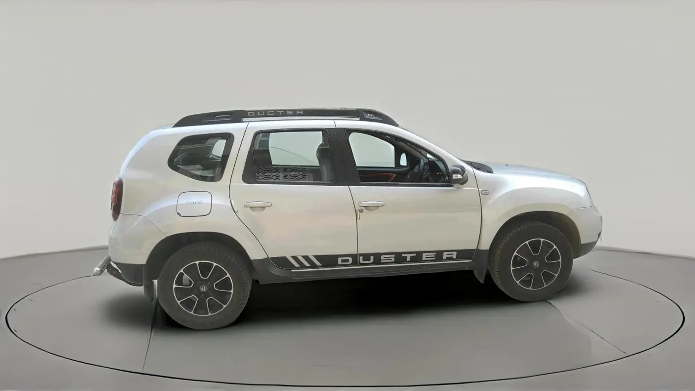 2017 Renault Duster RXS CVT, Petrol, Automatic, 58,511 km, exterior