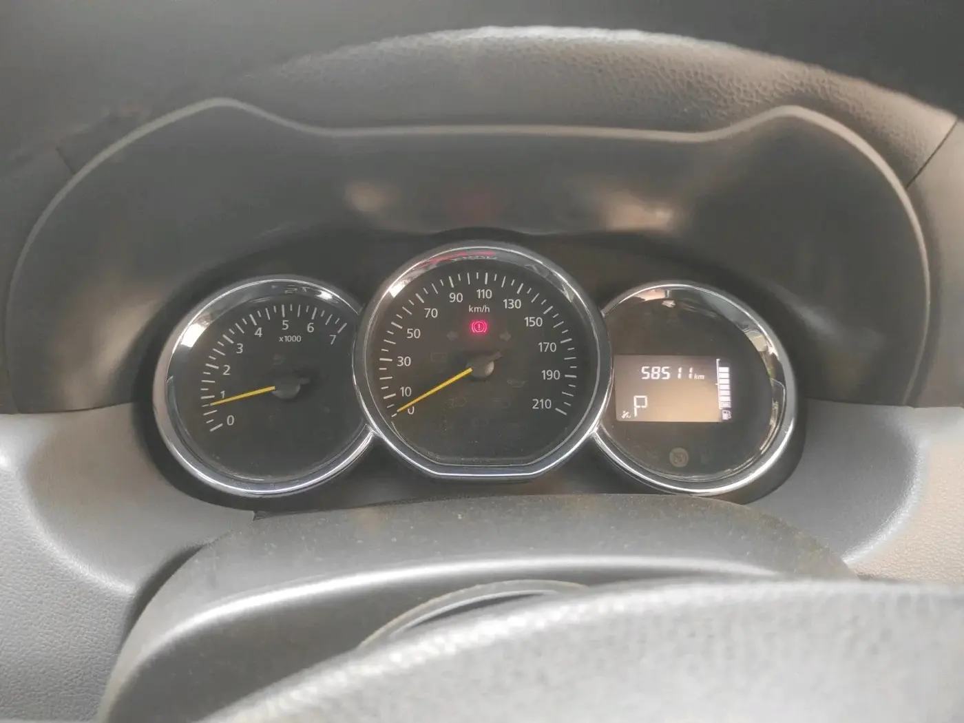 2017 Renault Duster RXS CVT, Petrol, Automatic, 58,511 km, interior