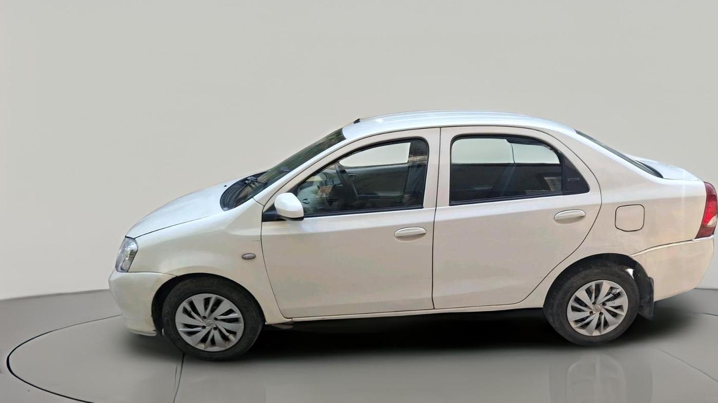2015 Toyota Etios GD, Diesel, Manual, 1,93,171 km, exterior