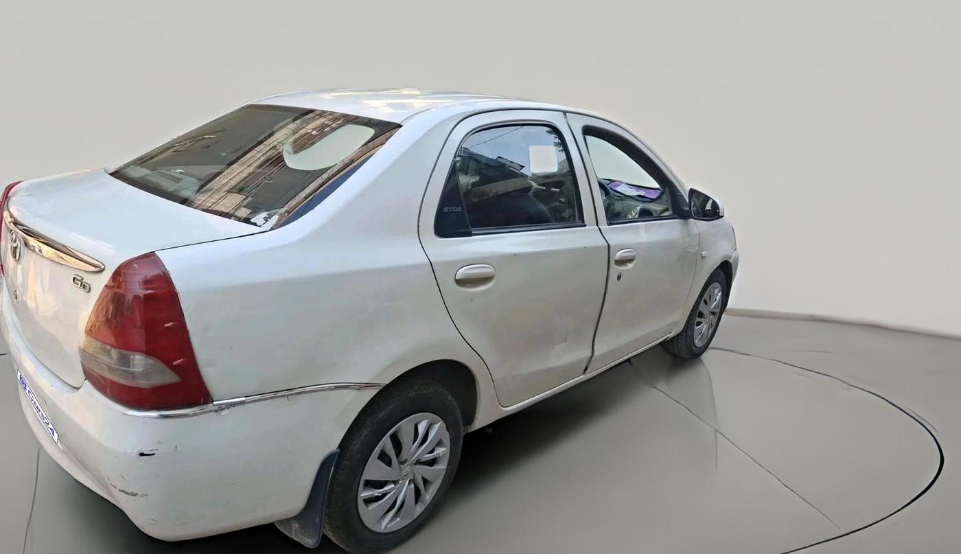 2015 Toyota Etios GD, Diesel, Manual, 1,93,171 km, exterior