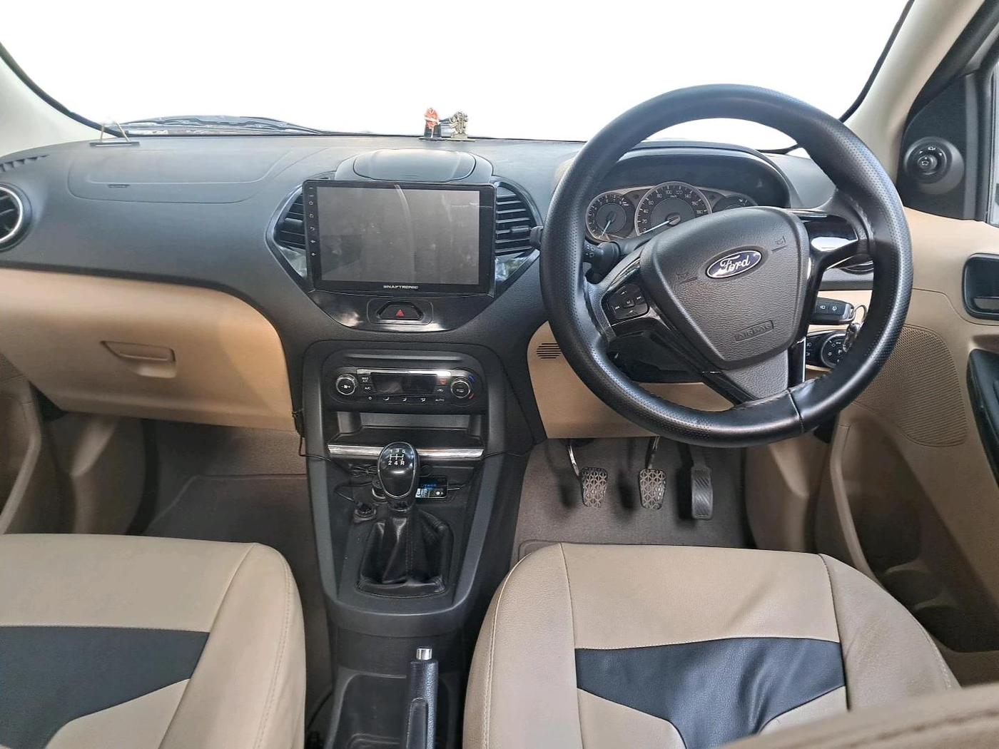 2018 Ford Figo Aspire TITANIUM 1.2 PETROL, Petrol, Manual, 83,831 km, interior