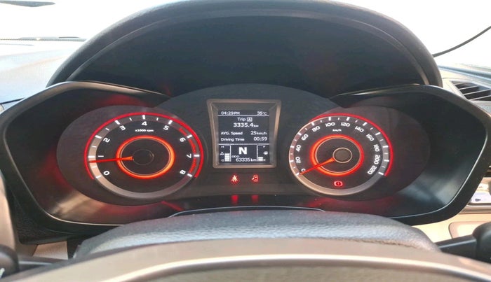 2020 Mahindra XUV300 W8 1.2 PETROL, Petrol, Manual, 63,335 km, interior