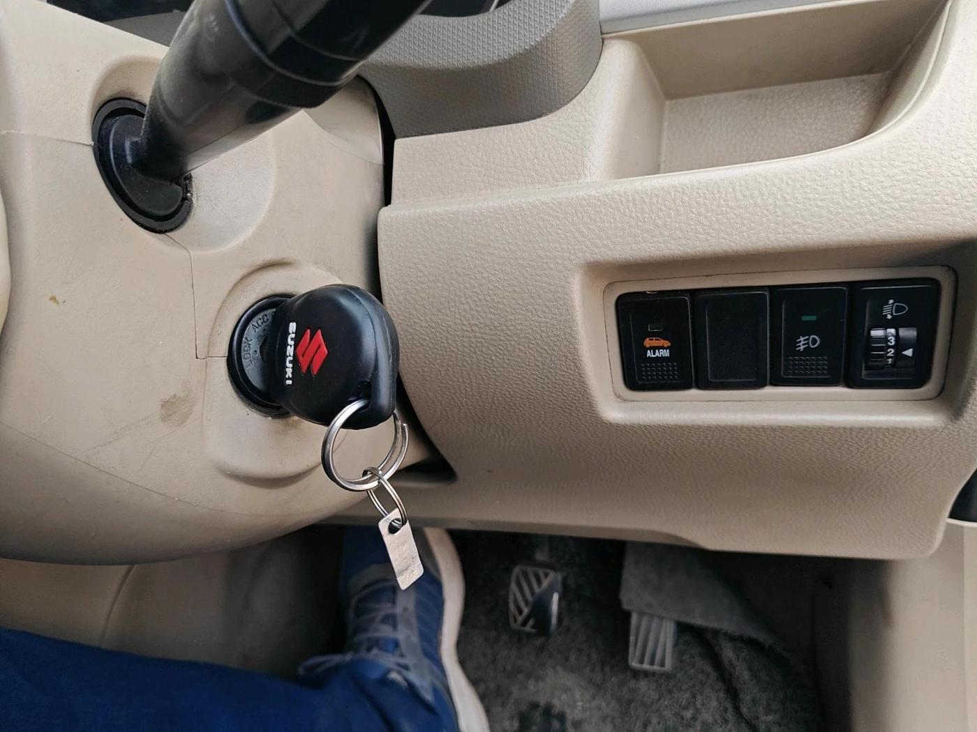 2013 Maruti Ertiga VDI, Diesel, Manual, 1,76,699 km, interior