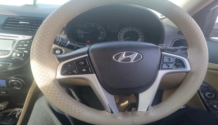 2011 Hyundai Verna FLUIDIC 1.6 CRDI SX OPT, Diesel, Manual, 1,08,574 km, interior