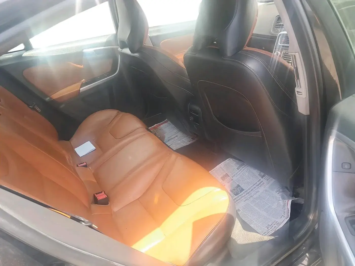 2015 Volvo S60 Momentum D4, Diesel, Automatic, 1,14,991 km, interior