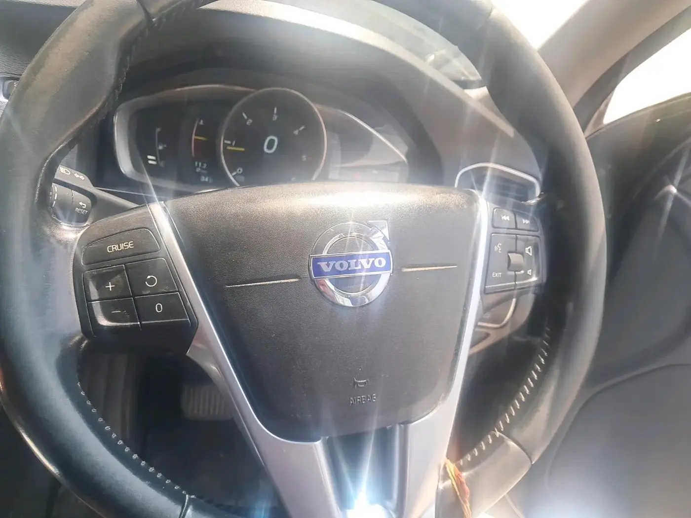2015 Volvo S60 Momentum D4, Diesel, Automatic, 1,14,991 km, interior